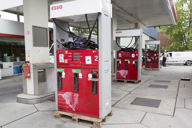 Ulrich Simons - Esso Sch&uuml;tt L&uuml;tticher Stra&szlig;e